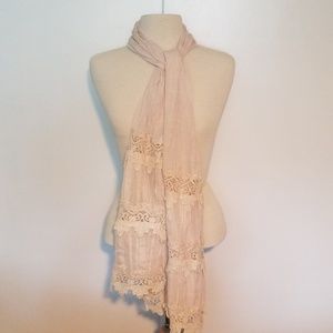 NWT Cream colored lace detailed scarf